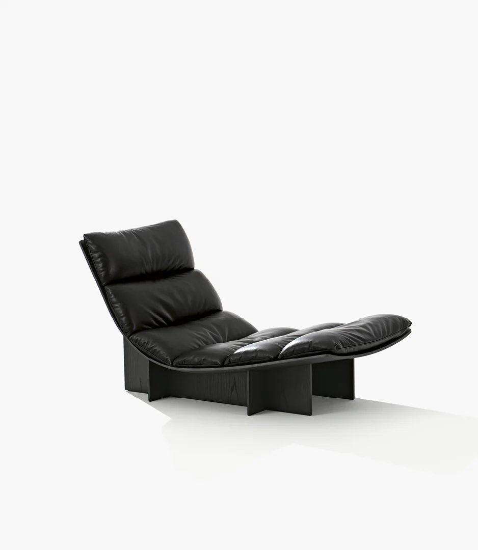 Black leather lounge chair